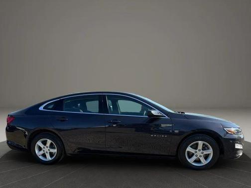 Gray 2023 Chevrolet Malibu LT