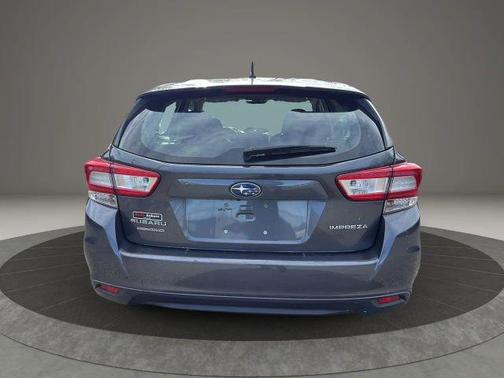2019 Subaru Impreza 2.0i