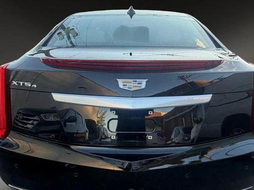 2016 Cadillac XTS Luxury Collection