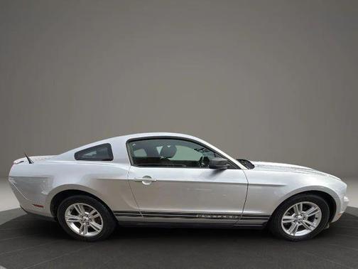 2012 Ford Mustang 