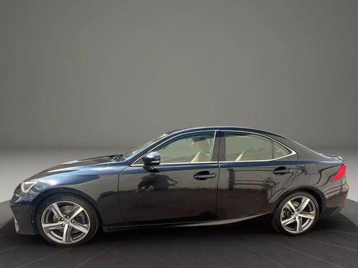 2017 Lexus IS 300 Base