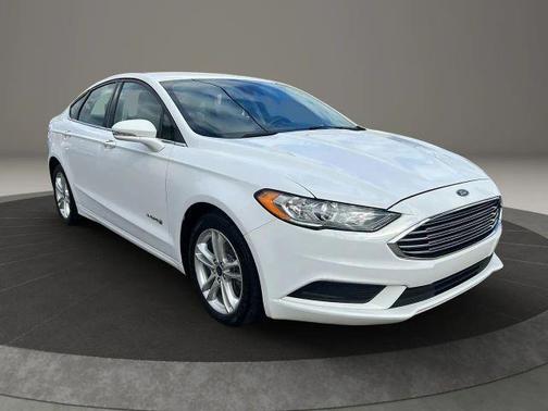 2018 Ford Fusion Hybrid SE