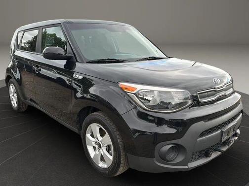 Black 2019 Kia Soul Base