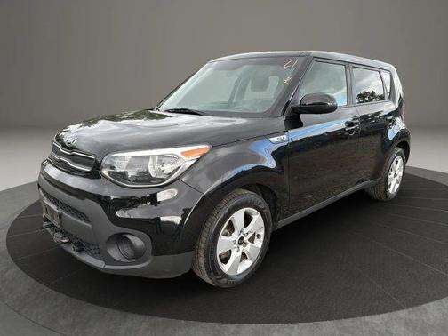 Black 2019 Kia Soul Base