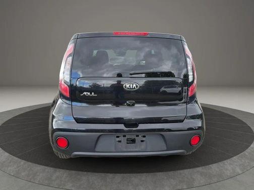 Black 2019 Kia Soul Base