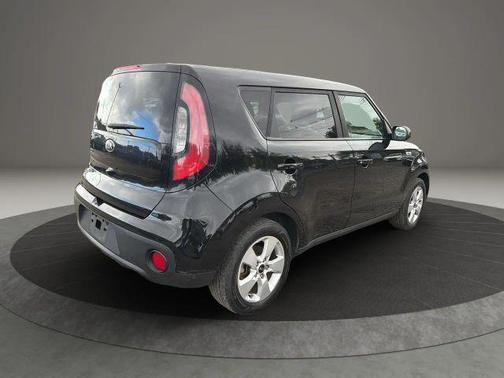 Black 2019 Kia Soul Base