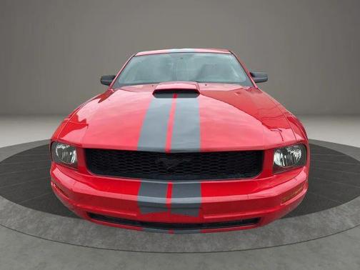 2007 Ford Mustang Deluxe