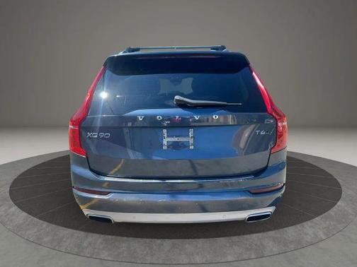 Blue 2018 Volvo XC90 T6 Momentum