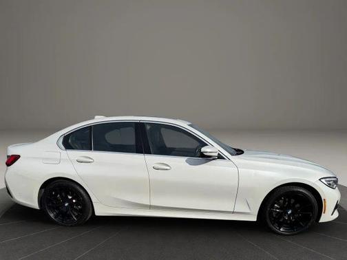 2020 BMW 330 i xDrive