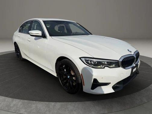 2020 BMW 330 i xDrive