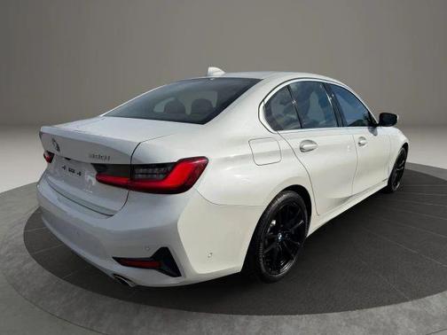 2020 BMW 330 i xDrive