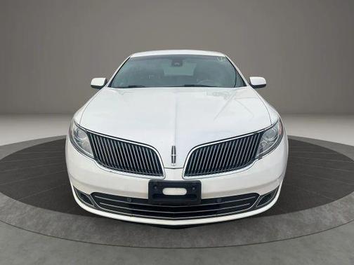 2015 Lincoln MKS Base