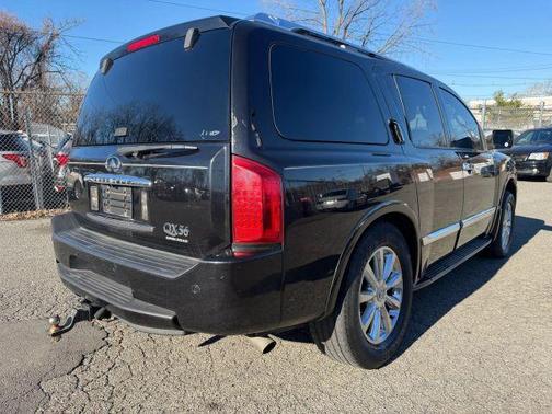 2010 INFINITI QX56 Base (A5)