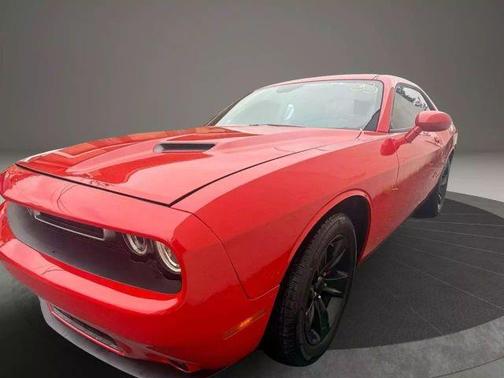 2015 Dodge Challenger SXT