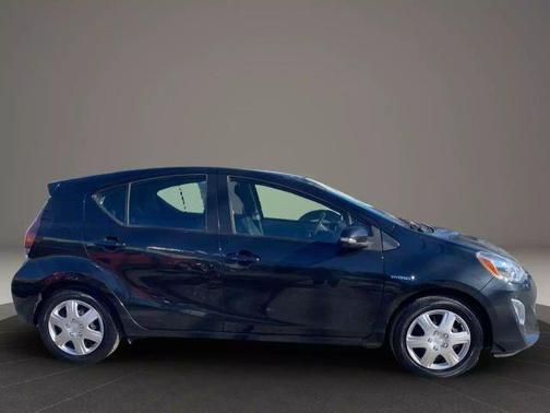 2016 Toyota Prius c Two