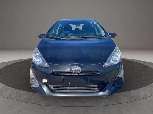 2016 Toyota Prius c Two