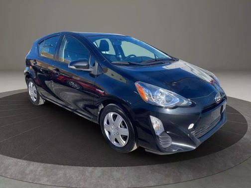 2016 Toyota Prius c Two