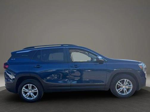 Black 2023 GMC Terrain SLE