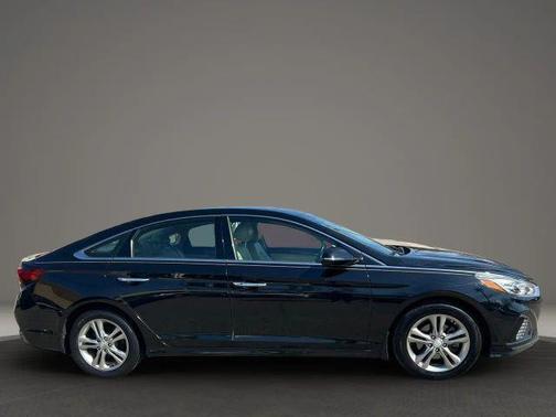 Phantom Black 2018 Hyundai SONATA Limited