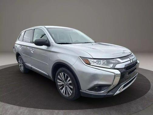 2019 Mitsubishi Outlander ES