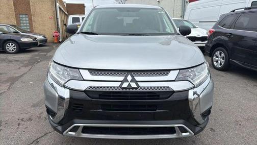 2019 Mitsubishi Outlander ES