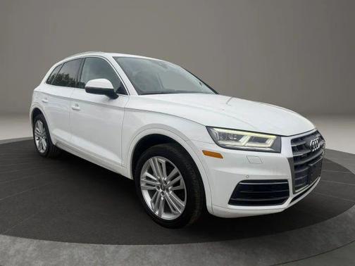 Ibis White 2018 Audi Q5 2.0T Premium Plus