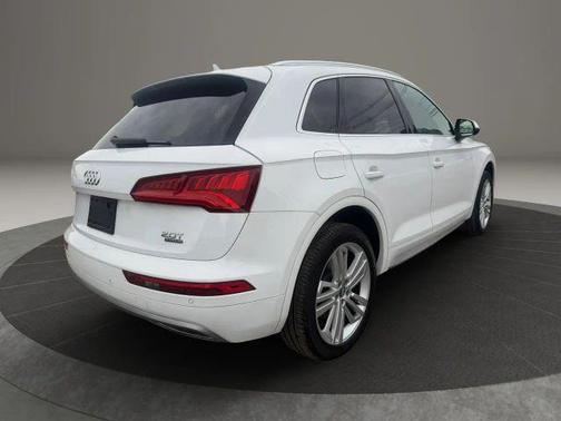 Ibis White 2018 Audi Q5 2.0T Premium Plus