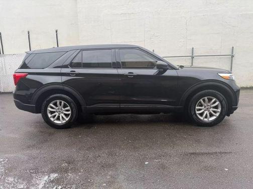 2021 Ford Explorer Base