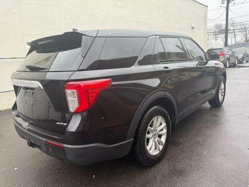 2021 Ford Explorer Base