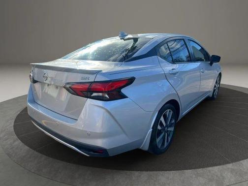 2020 Nissan Versa 1.6 SR