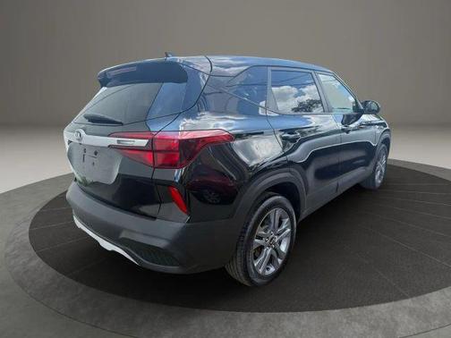 2021 Kia Seltos LX