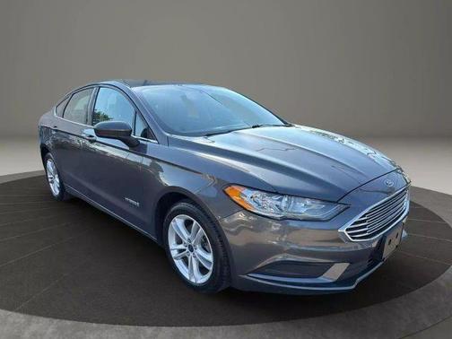 2018 Ford Fusion Hybrid SE