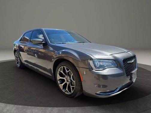 2018 Chrysler 300 S