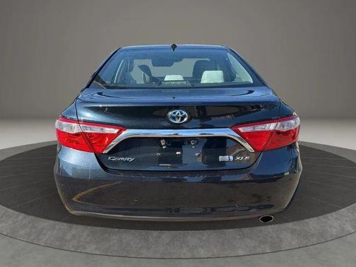 Gray 2016 Toyota Camry Hybrid XLE