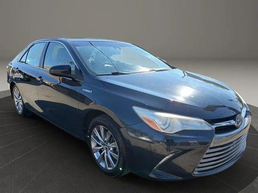 Gray 2016 Toyota Camry Hybrid XLE