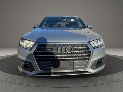 2019 Audi Q7 55 Premium Plus
