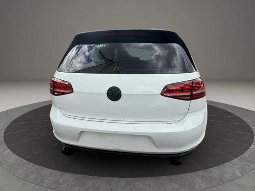2015 Volkswagen Golf GTI S