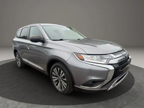 2020 Mitsubishi Outlander ES