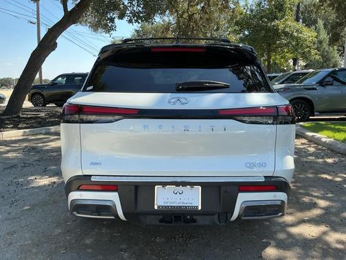 2024 INFINITI QX60 AUTOGRAPH