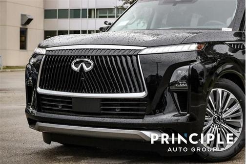 2025 INFINITI QX80 Luxe