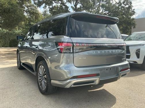 2025 INFINITI QX80 SENSORY