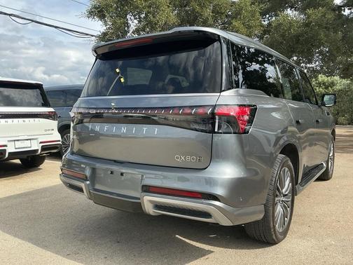 2025 INFINITI QX80 SENSORY