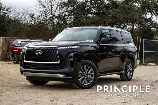 2025 INFINITI QX80 PURE
