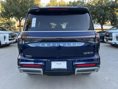 2025 INFINITI QX80 SENSORY