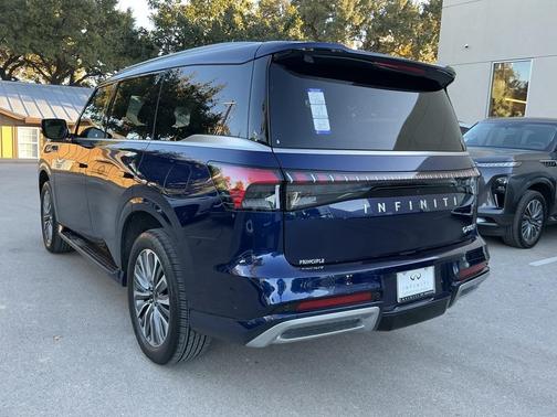 2025 INFINITI QX80 SENSORY