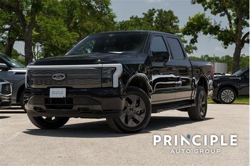 2023 Ford F-150 Lightning LARIAT