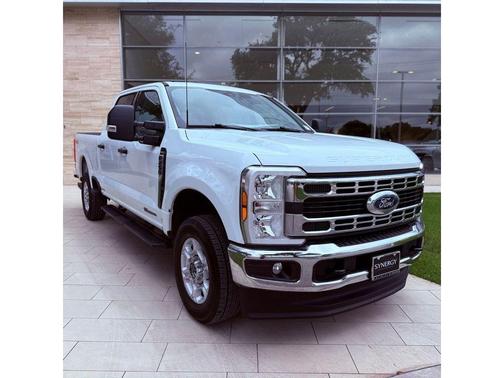 Oxford White 2026 Ford F-250 XLT