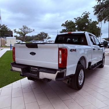 Oxford White 2026 Ford F-250 XLT