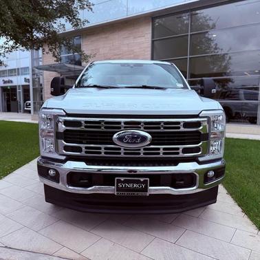 Oxford White 2026 Ford F-250 XLT