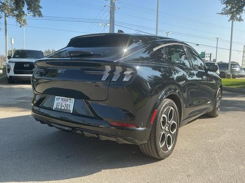 2021 Ford Mustang Mach-E GT